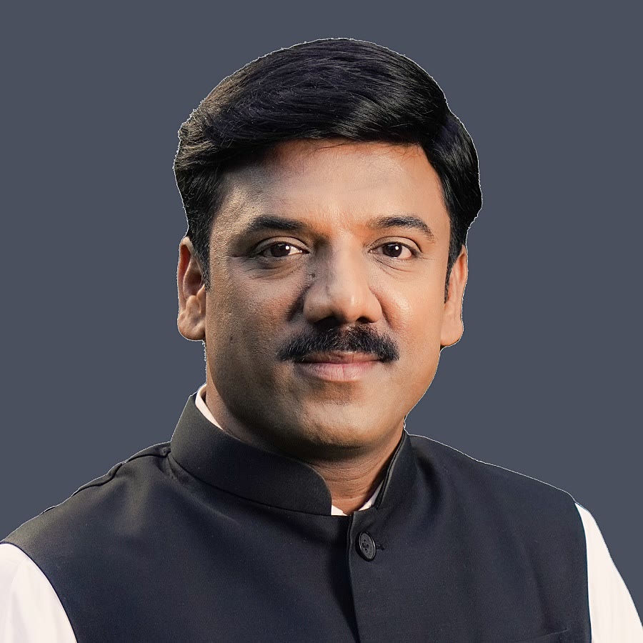 Adv. Dhyananjay Madwanna